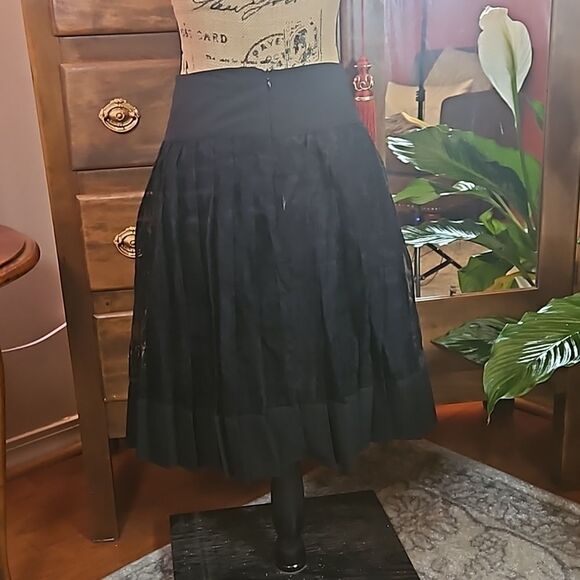 Debbie Shuchat Black lace overlay skirt size 12 - Picture 5 of 10
